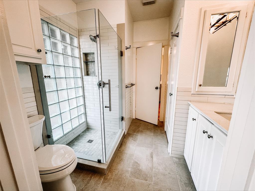 Mistletoe Sangamo Add - Residential