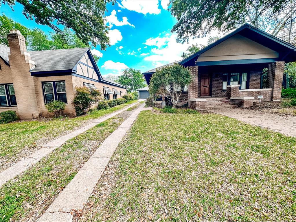 Mistletoe Sangamo Add - Residential