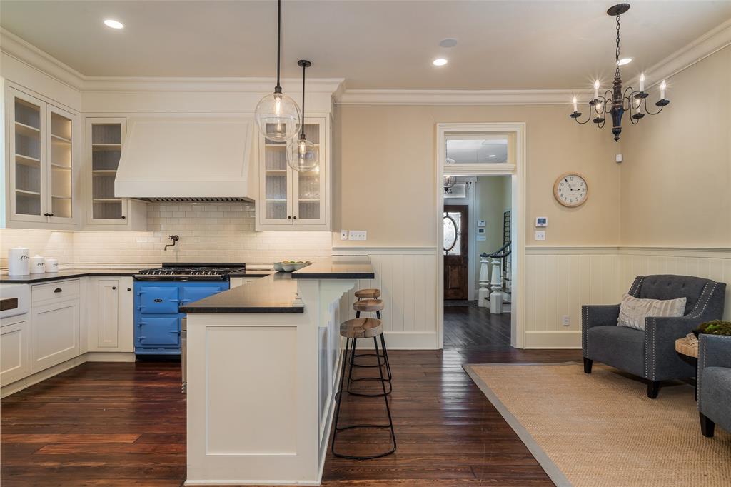 Thomas Add - Commercial Sale