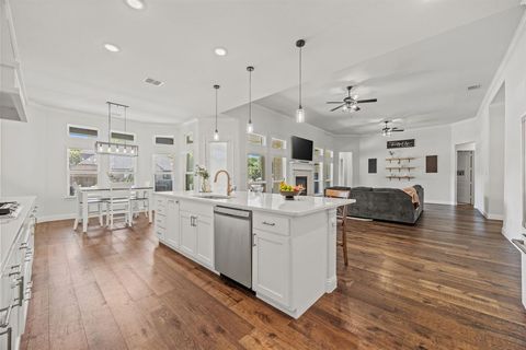 Tiny photo for 136 Ocotillo Drive, Waxahachie, TX 75165 (MLS # 21209928)