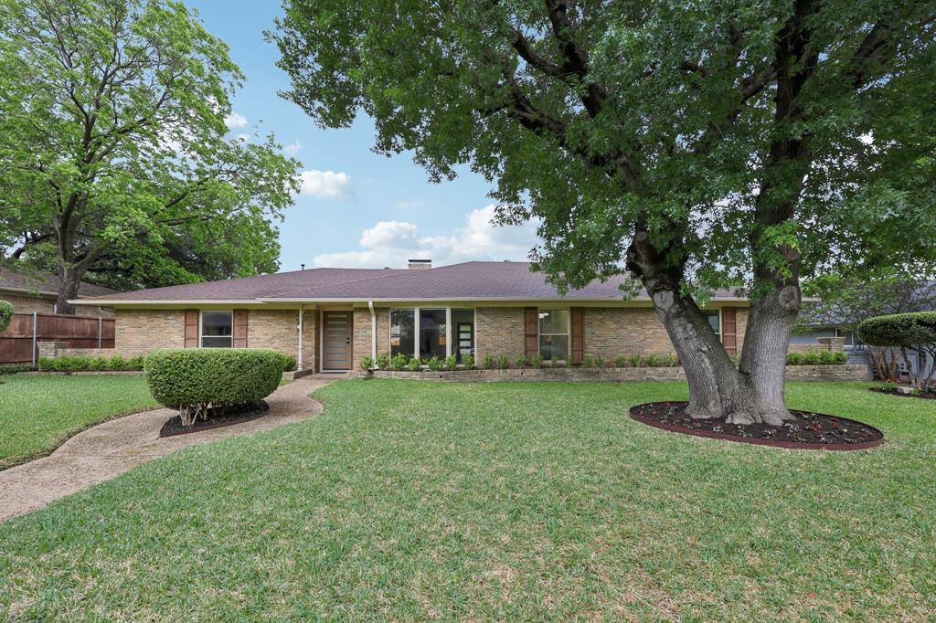 7414 Lynworth Drive