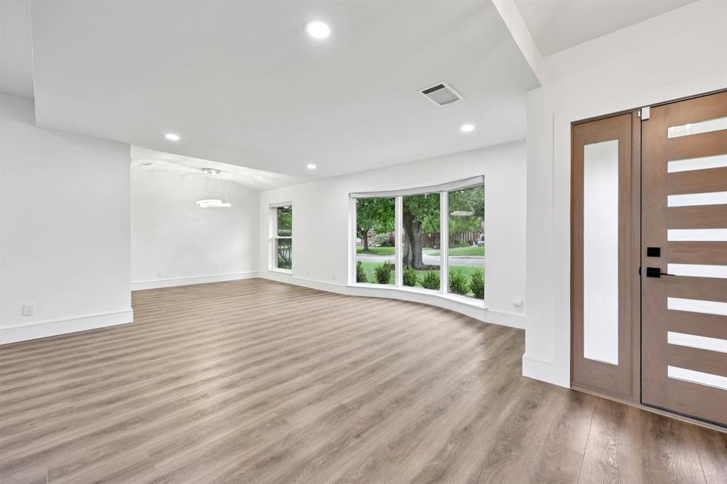 7414 Lynworth Drive