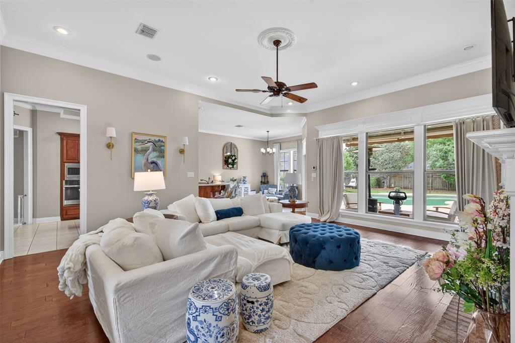 334 Saint Charles Boulevard