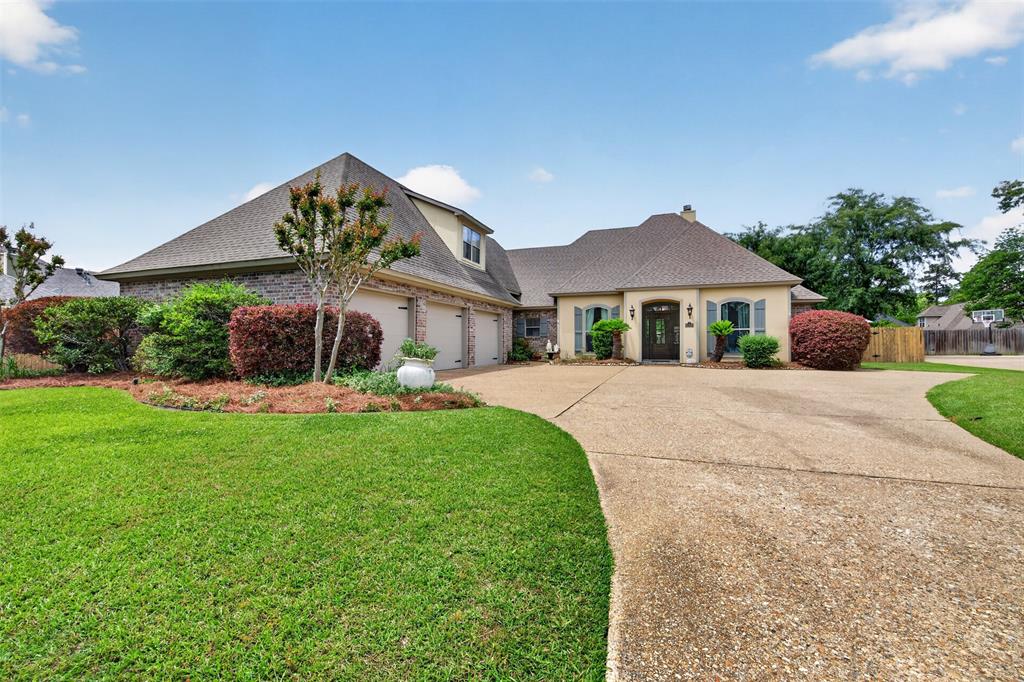 334 Saint Charles Boulevard