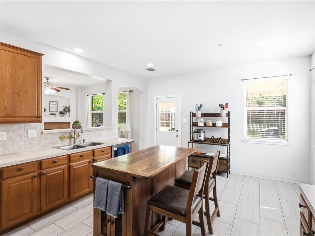 4505 Heron Pond Lane