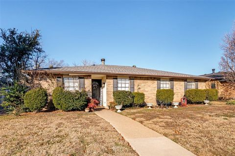Photo of 5610 Magnolia Lane, Rowlett, TX 75089 (MLS # 21158316)