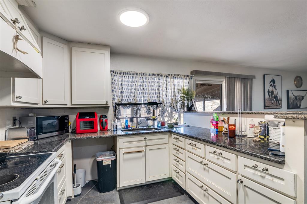 Kenwood Heights 03 - Residential