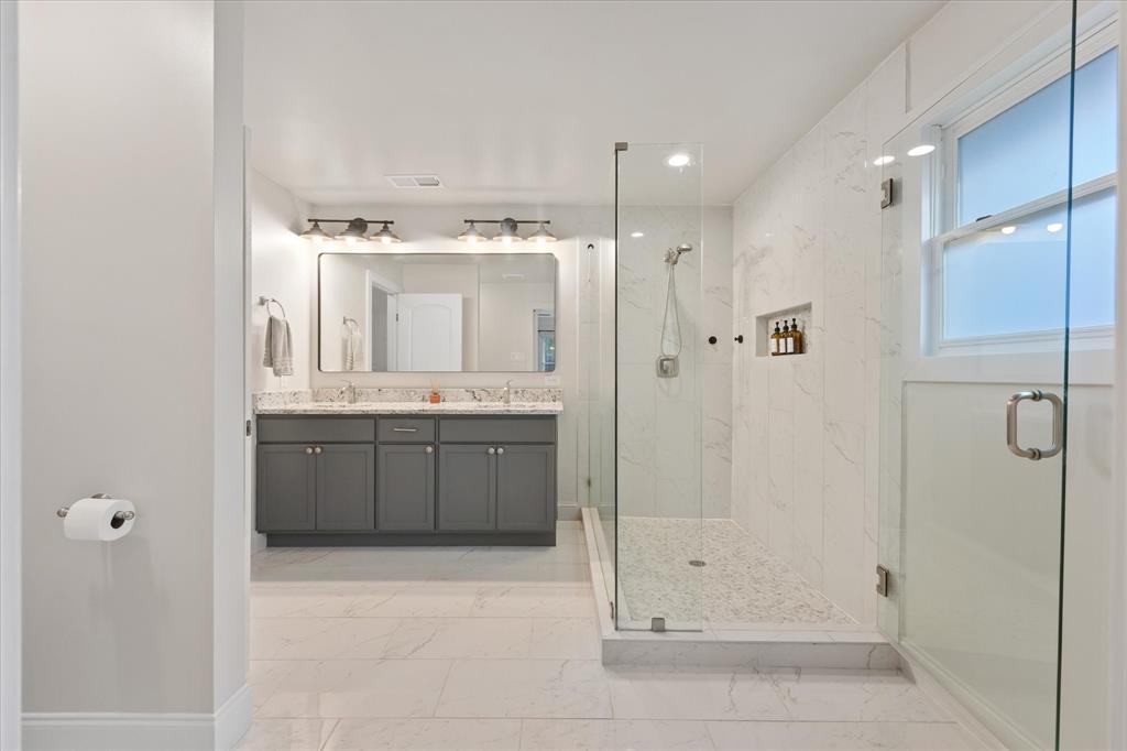 Junius Heights - Residential