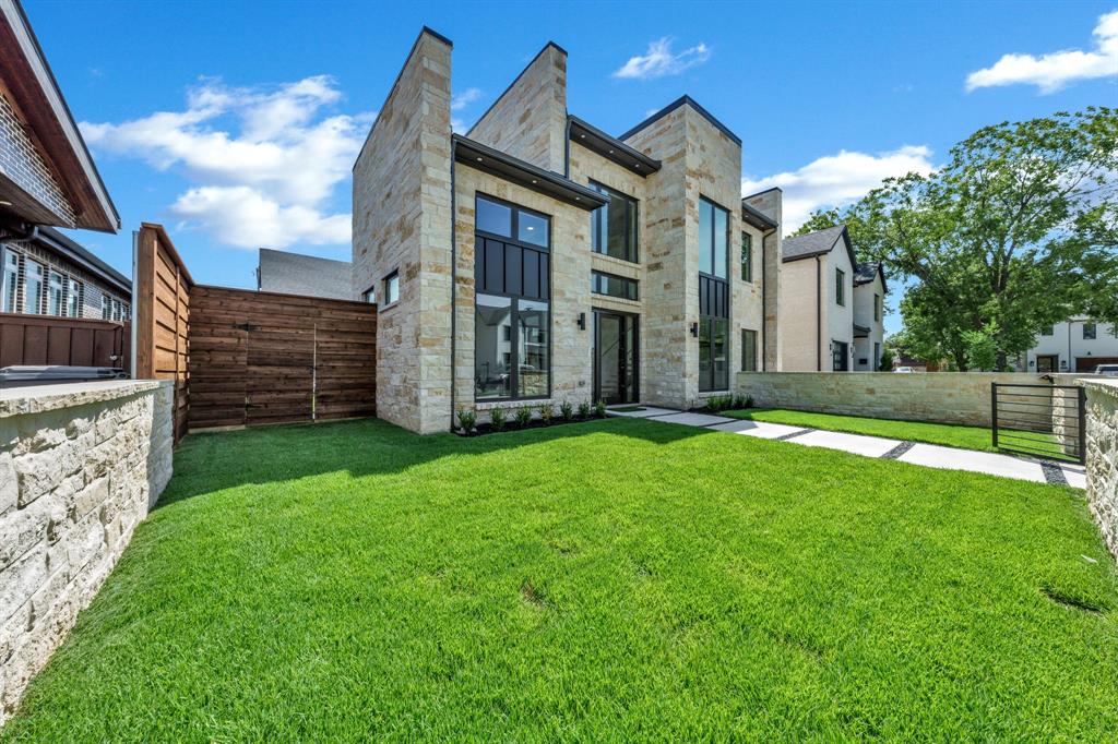 4906 Wenonah Drive