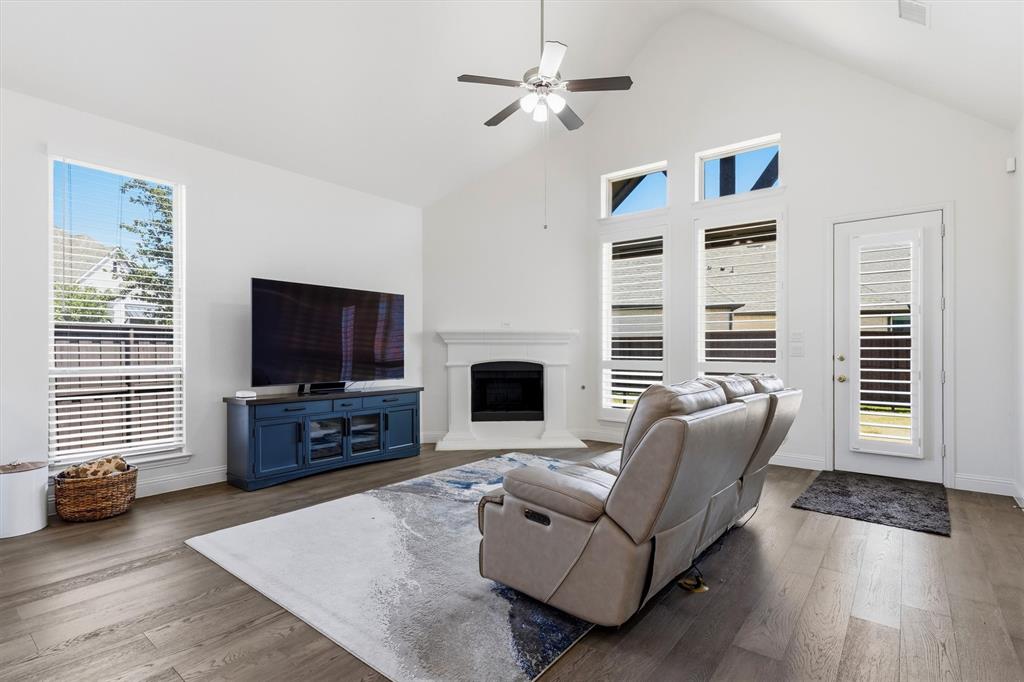2901 Stonefield