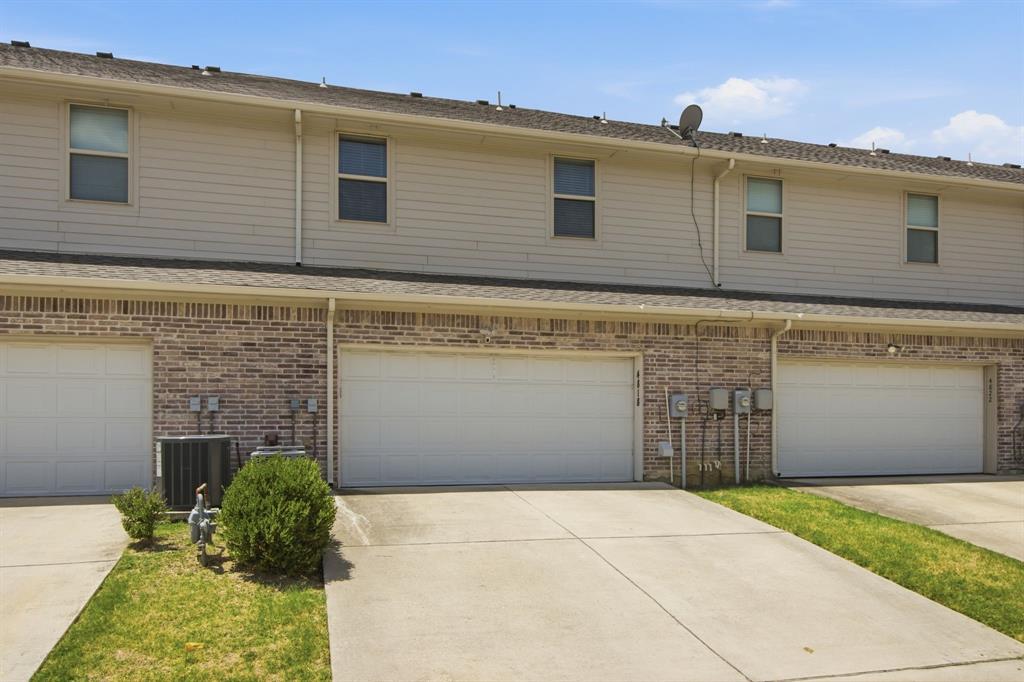4818 Empire Way