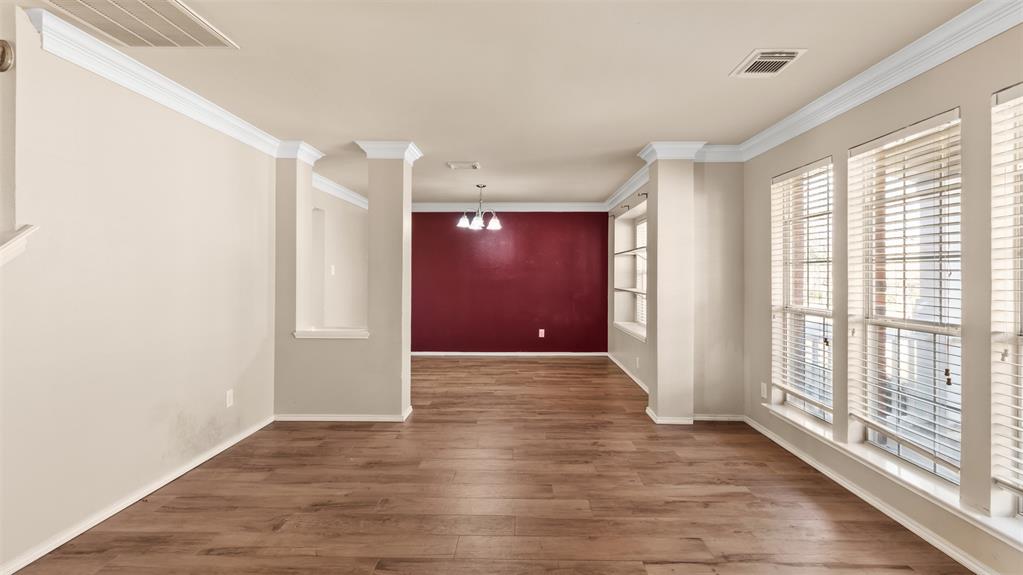 2901 Saint Charles Drive