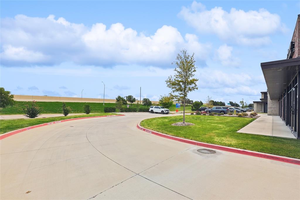 165 W State Hwy 121 115