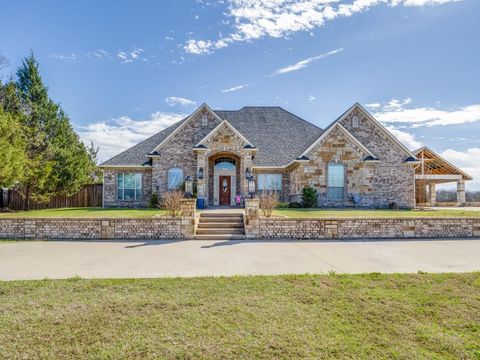 Photo of 44 Fawn Hollow Circle, Denison, TX 75020 (MLS # 21206244)