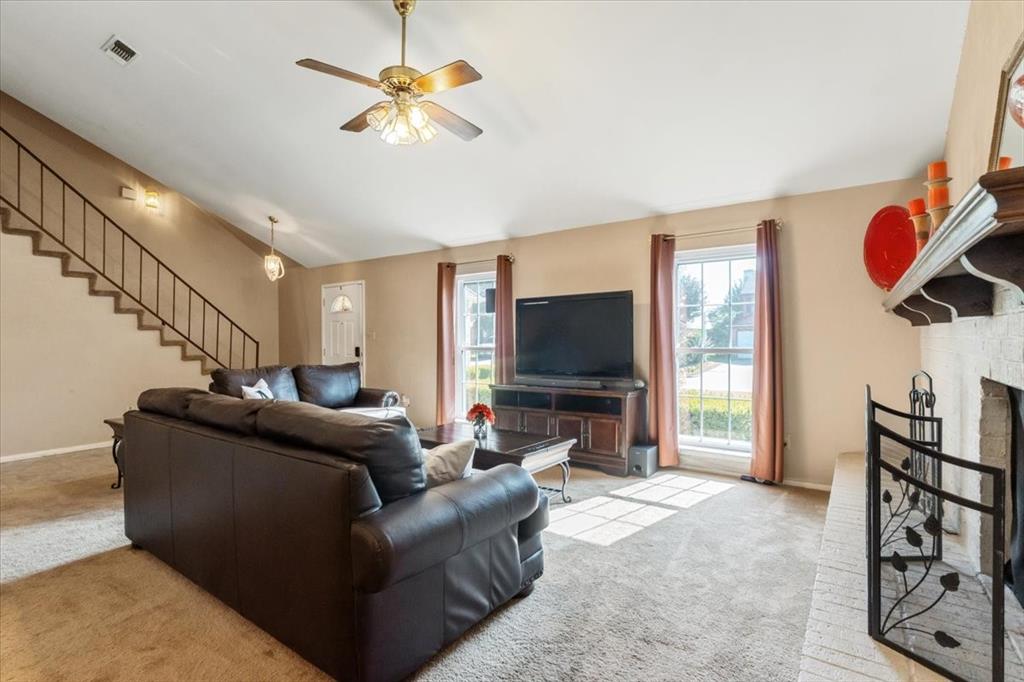 Grand Prairie, Texas 75052, United States, 3 Bedrooms Bedrooms, ,2 BathroomsBathrooms,Residential,Active,198488