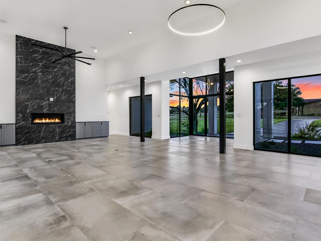 172 Westgate Loop