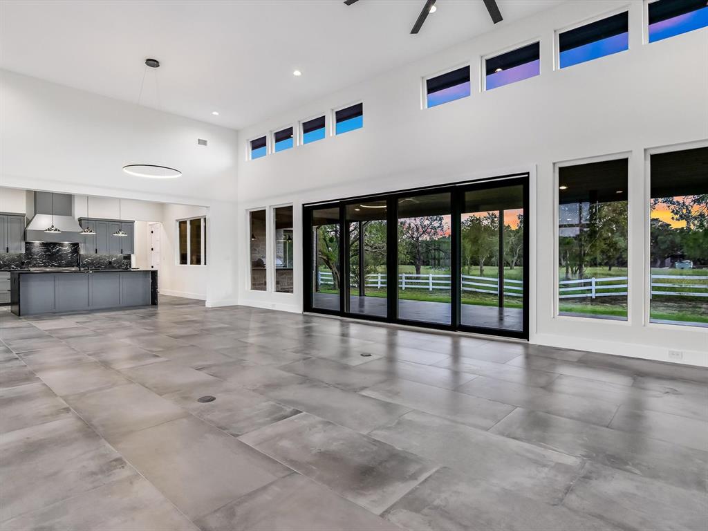 172 Westgate Loop