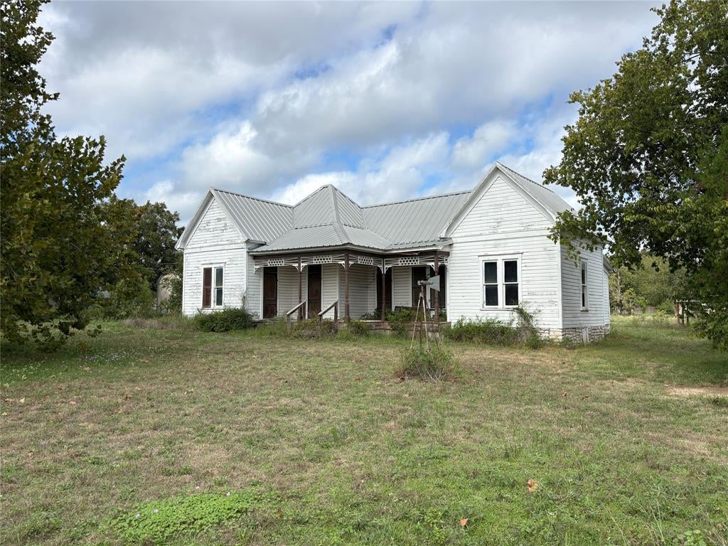 104 E North Street