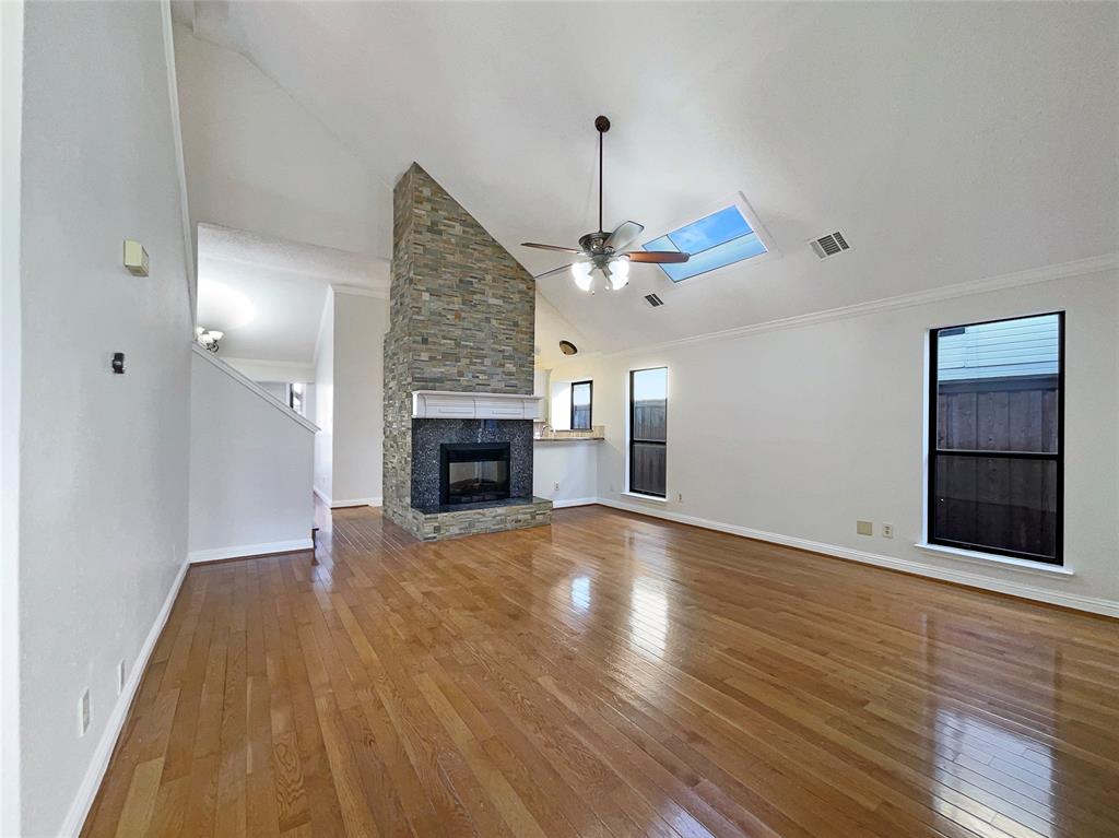 817 Foxridge Drive
