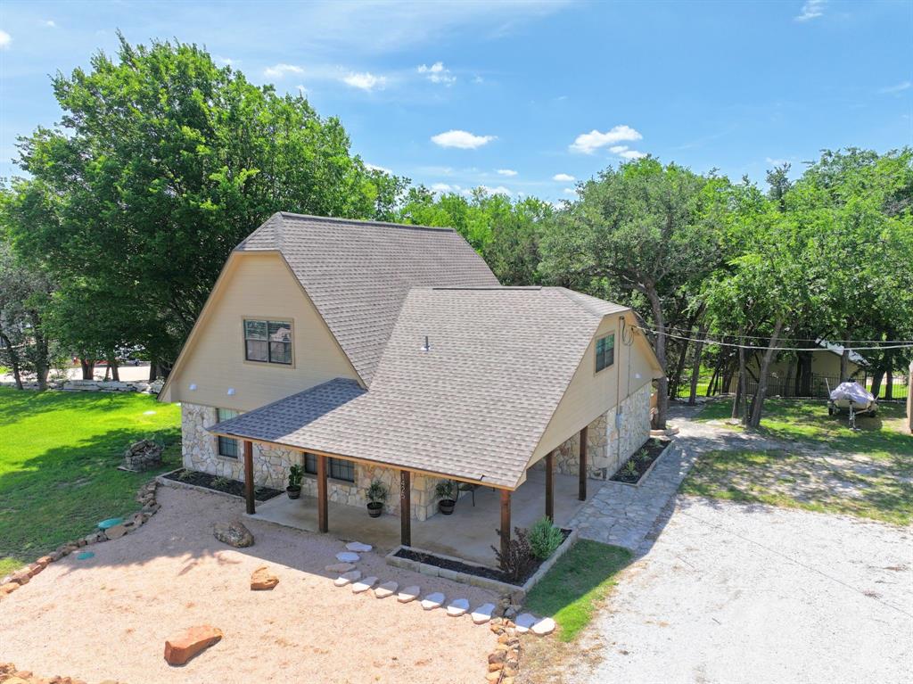 1425 Blackhawk Circle