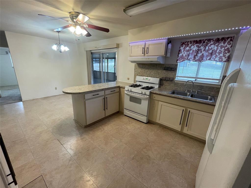 Roselawn 01 - Residential Lease