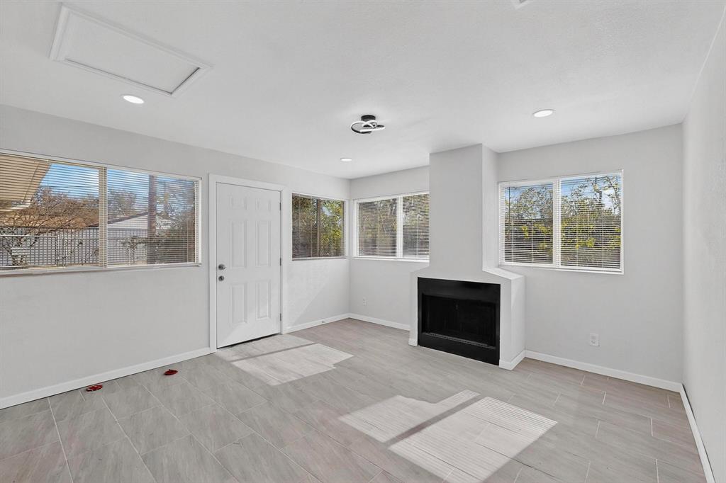 Spring Oaks 01 - Residential