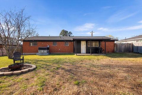 Tiny photo for 213 Southview Drive, Henderson, TX 75654 (MLS # 21197706)