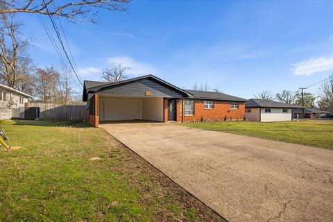 Tiny photo for 213 Southview Drive, Henderson, TX 75654 (MLS # 21197706)