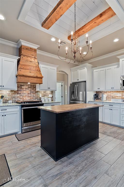 Benton, Louisiana 71006, United States, 4 Bedrooms Bedrooms, ,2 BathroomsBathrooms,Residential,Active,214222