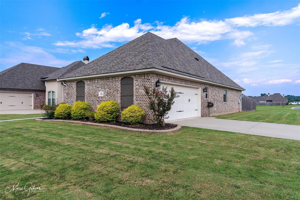 300 Ansley Circle