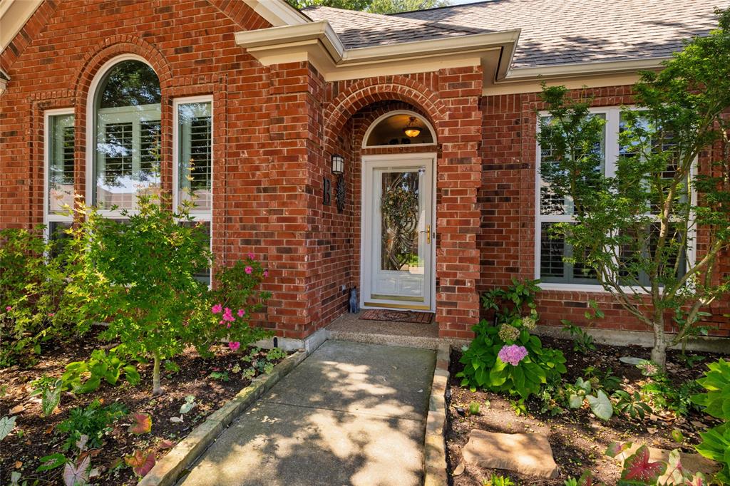 4710 Village Oak Drive