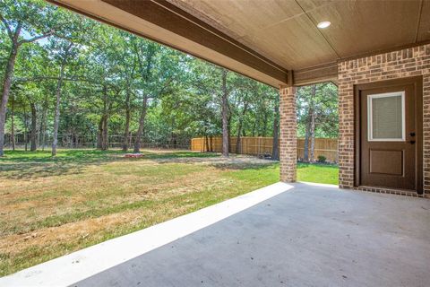 A home in Lake Kiowa