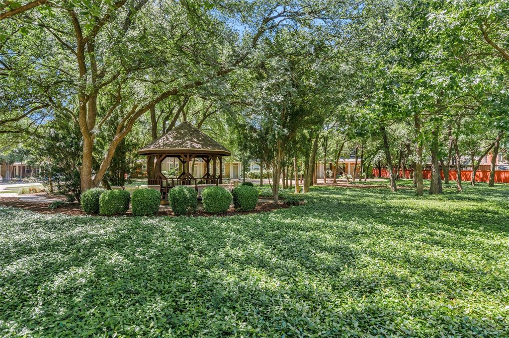 Bedford, Texas 76021, United States, 2 Bedrooms Bedrooms, ,3 BathroomsBathrooms,Residential,Active,114559