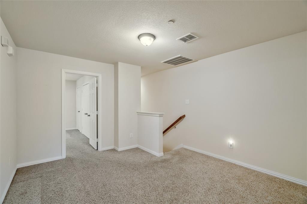 Bedford, Texas 76021, United States, 2 Bedrooms Bedrooms, ,3 BathroomsBathrooms,Residential,Active,114559