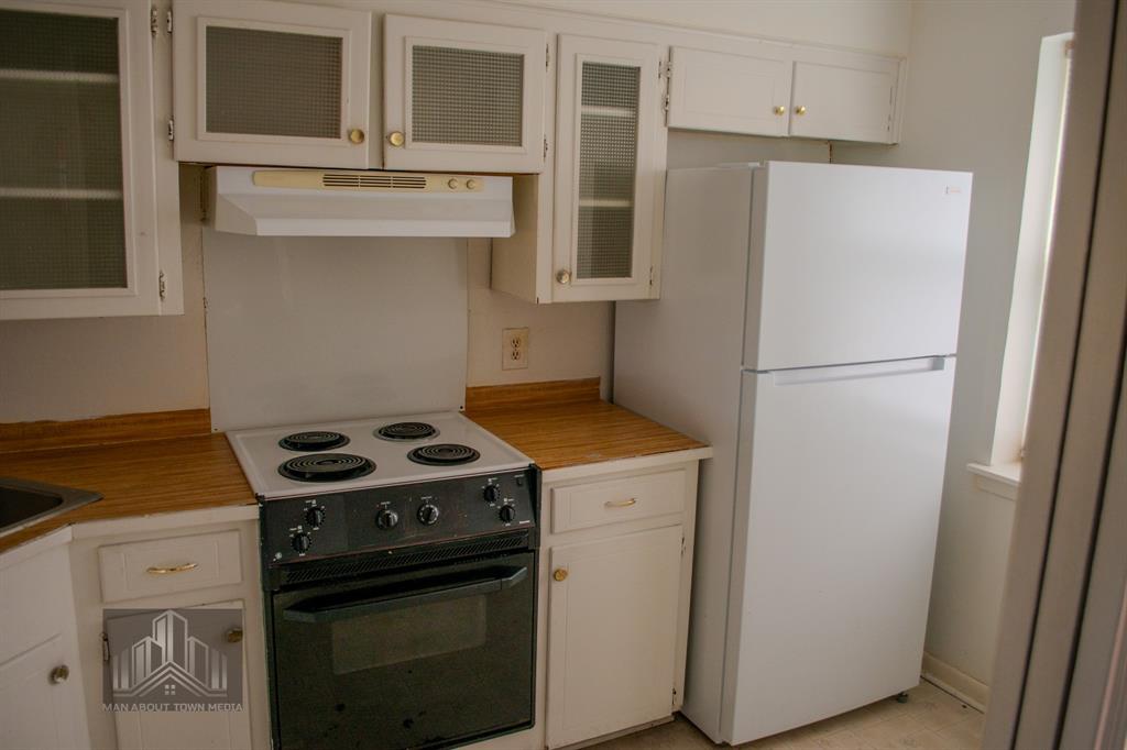 2838/2840 Mackey Lane