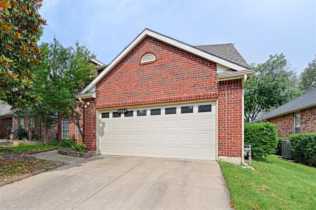 2804 Hudson Crossing