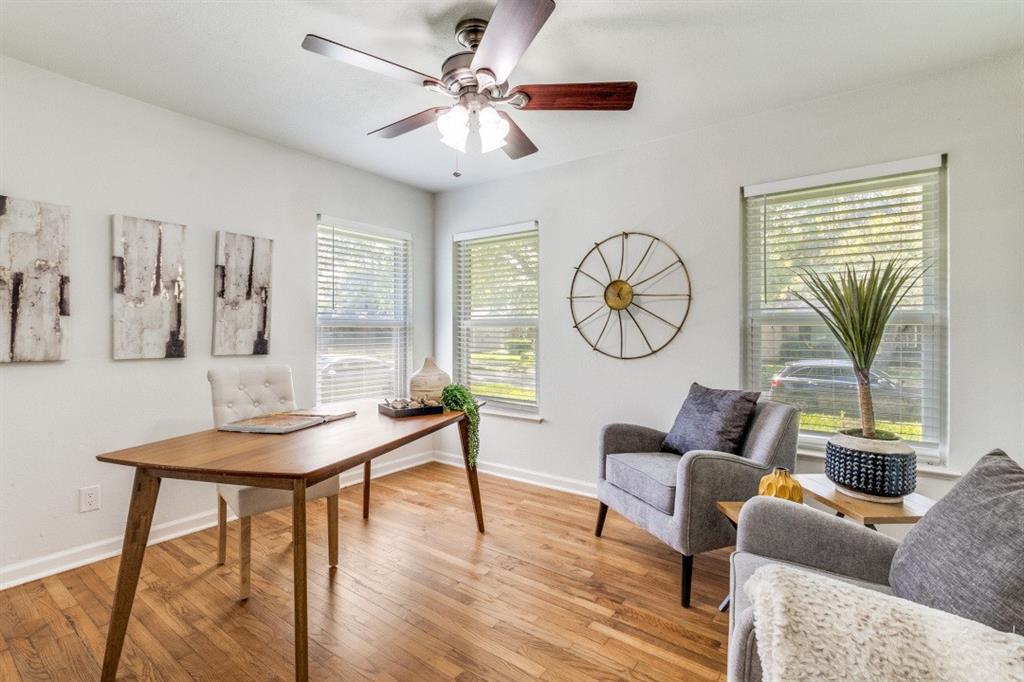 2417 San Paula Avenue