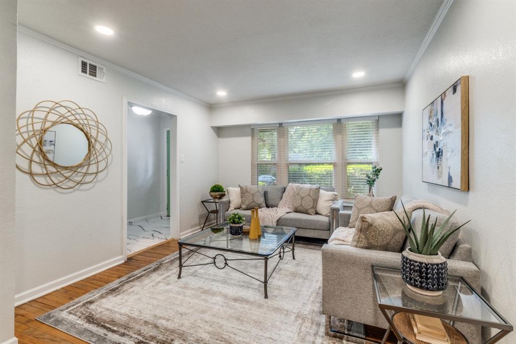 2417 San Paula Avenue