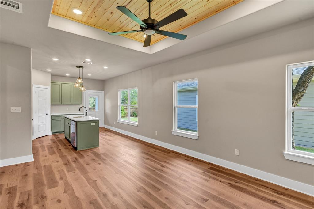 Western Hills Harbor - Residential