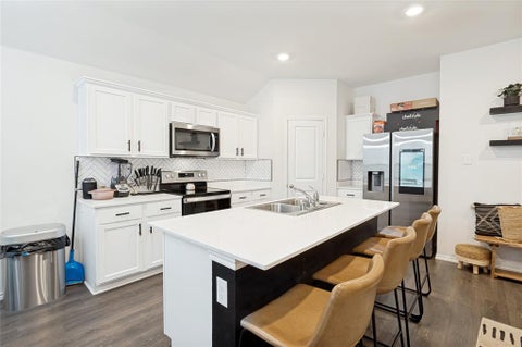 Tiny photo for 1957 Duskwood Drive, Lancaster, TX 75146 (MLS # 21340508)