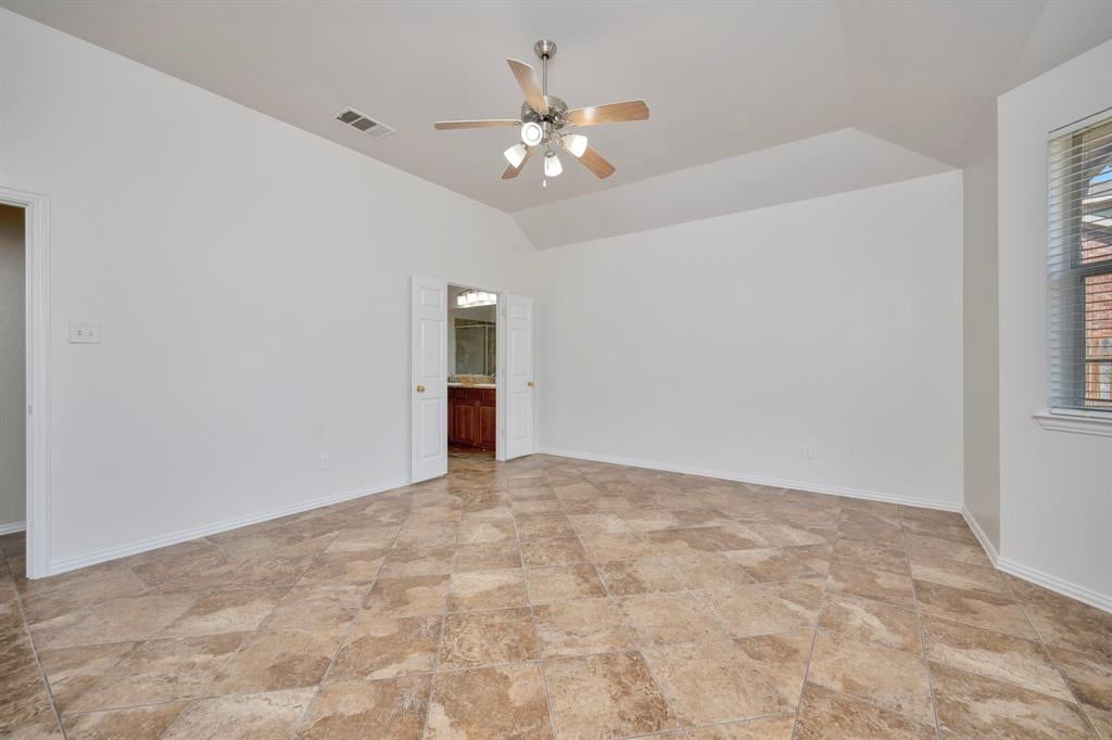 844 Sequoia Way
