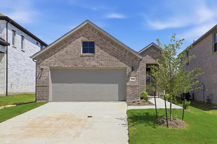 Photo 1 of 40 — 508 Green Grass Drive, McKinney, TX 75071