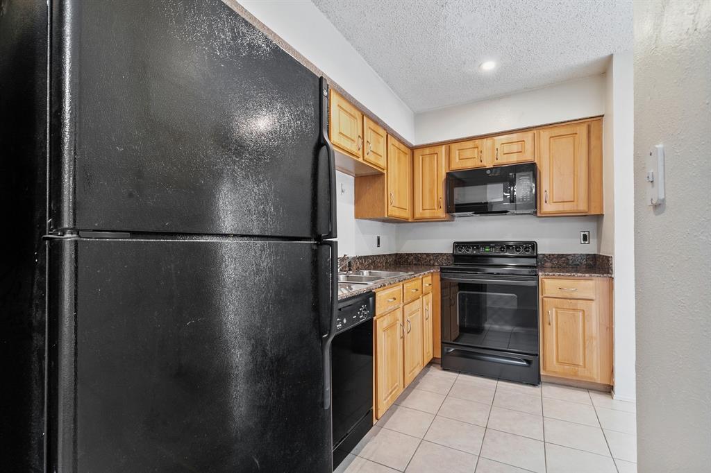 Prestonwood Green Condo - Residential