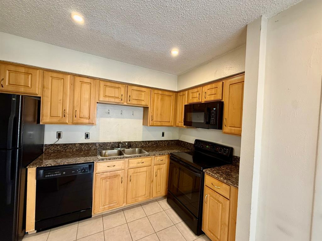 Prestonwood Green Condo - Residential