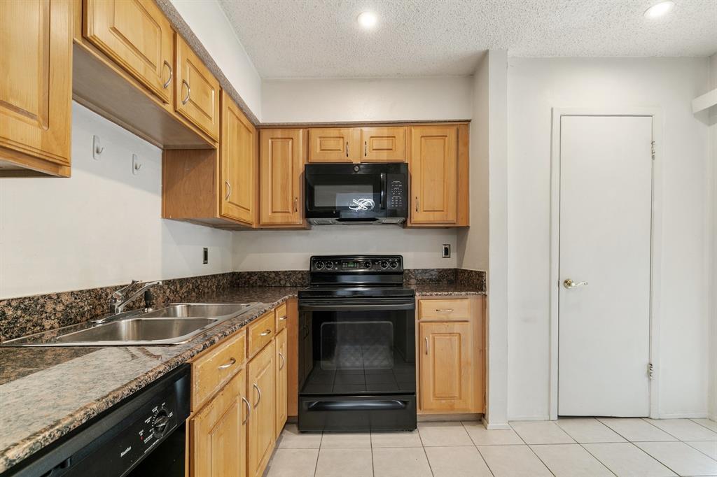 Prestonwood Green Condo - Residential
