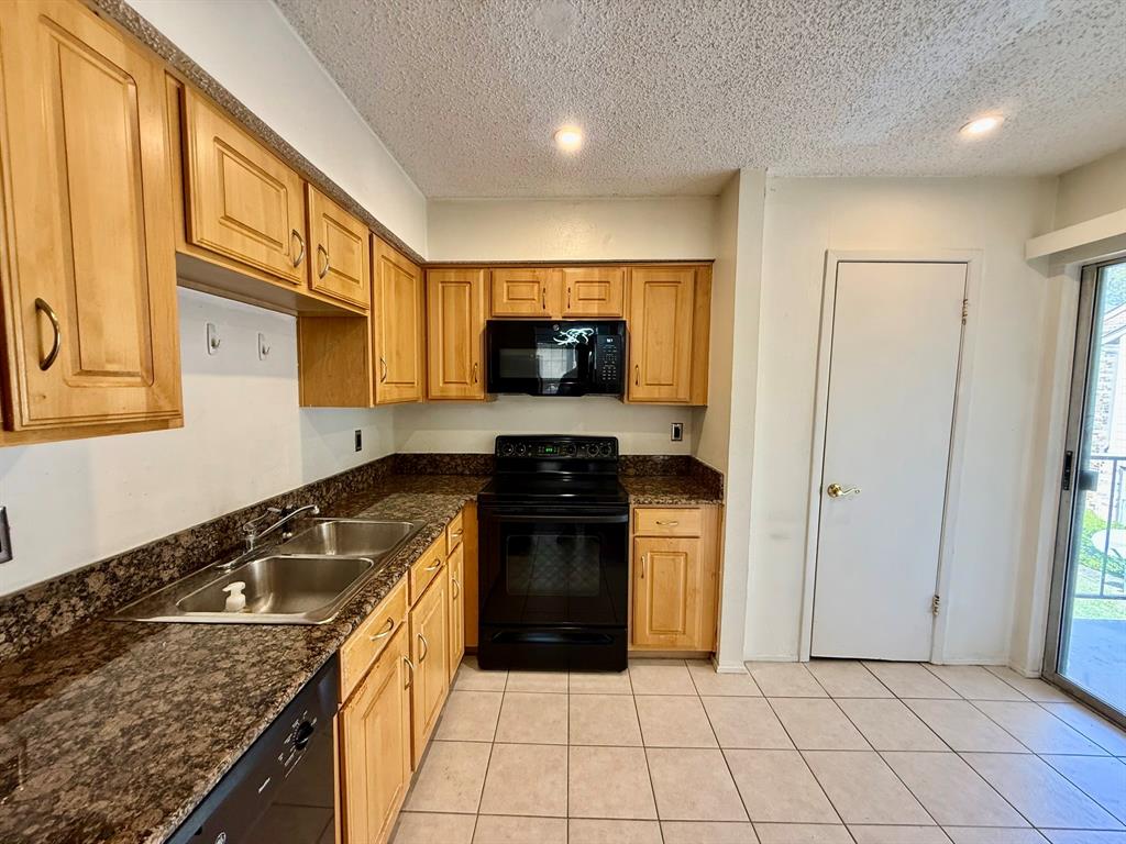 Prestonwood Green Condo - Residential