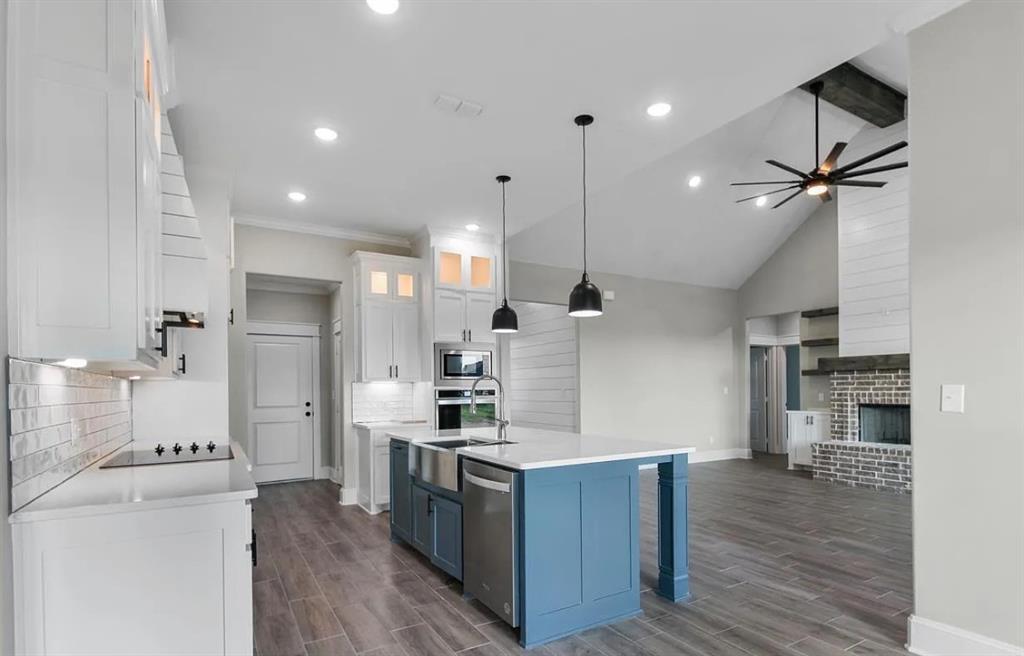 12316 Maplewood Drive