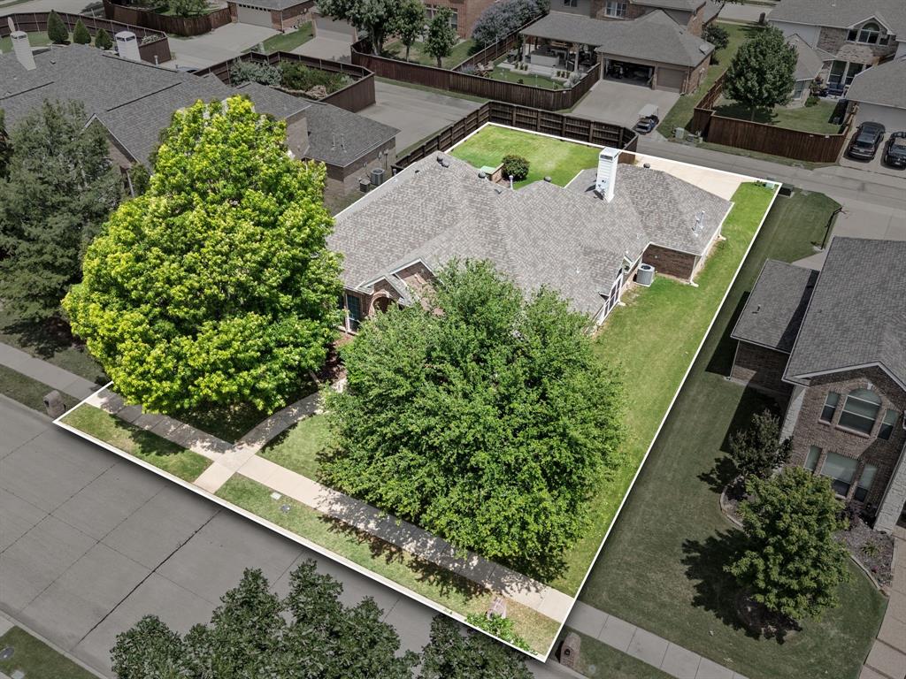 2046 Boone Circle