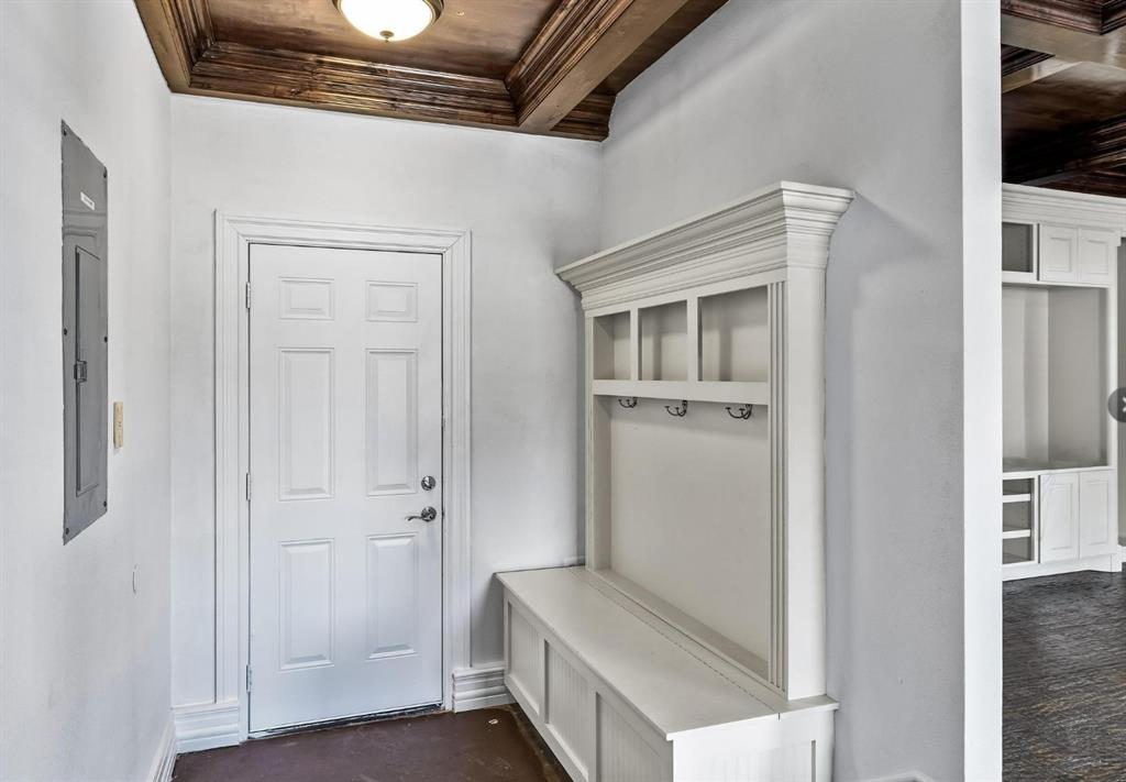 Inwood Road Estates - Residential Lease