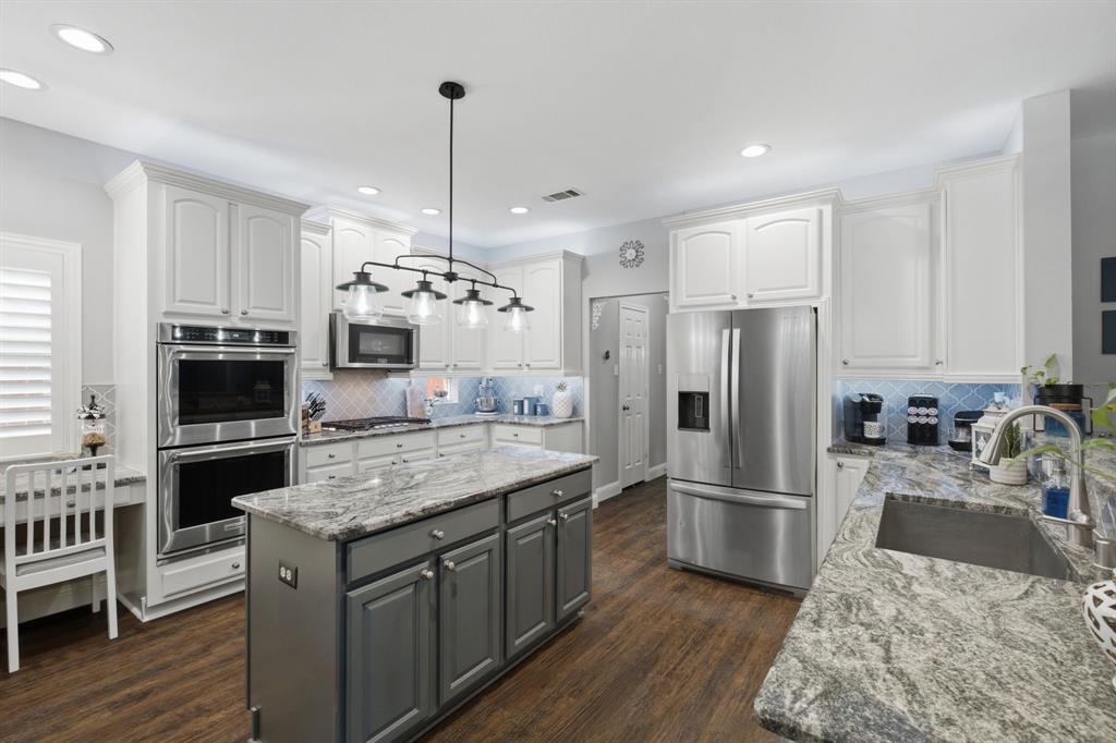 7005 Royal Glen Trail